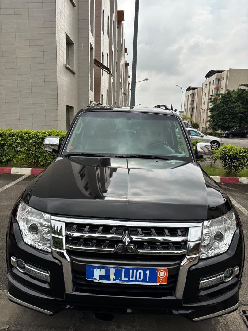Mitsubishi Pajero 2021 — photo 1