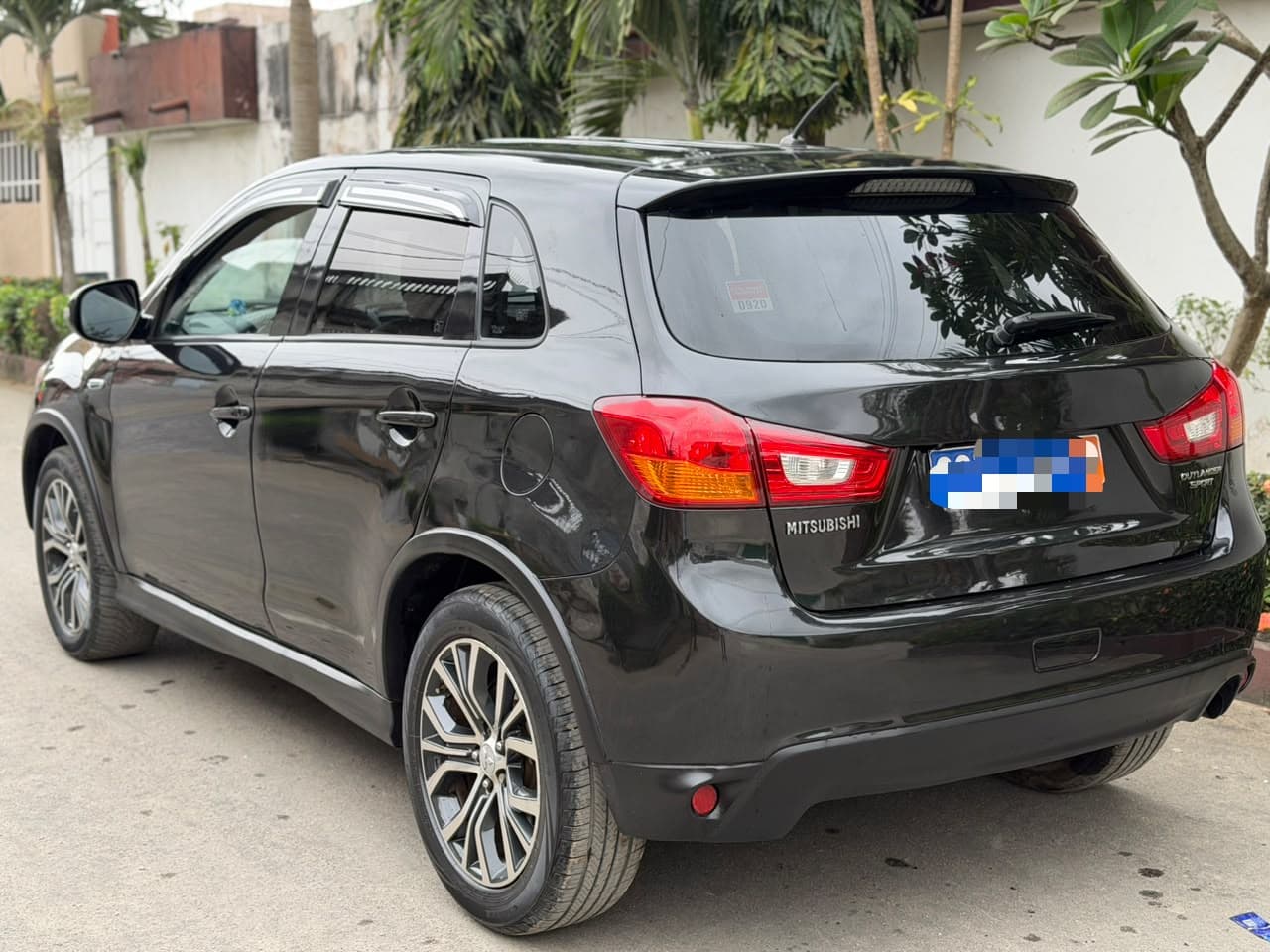 Mitsubishi Outlander 2016