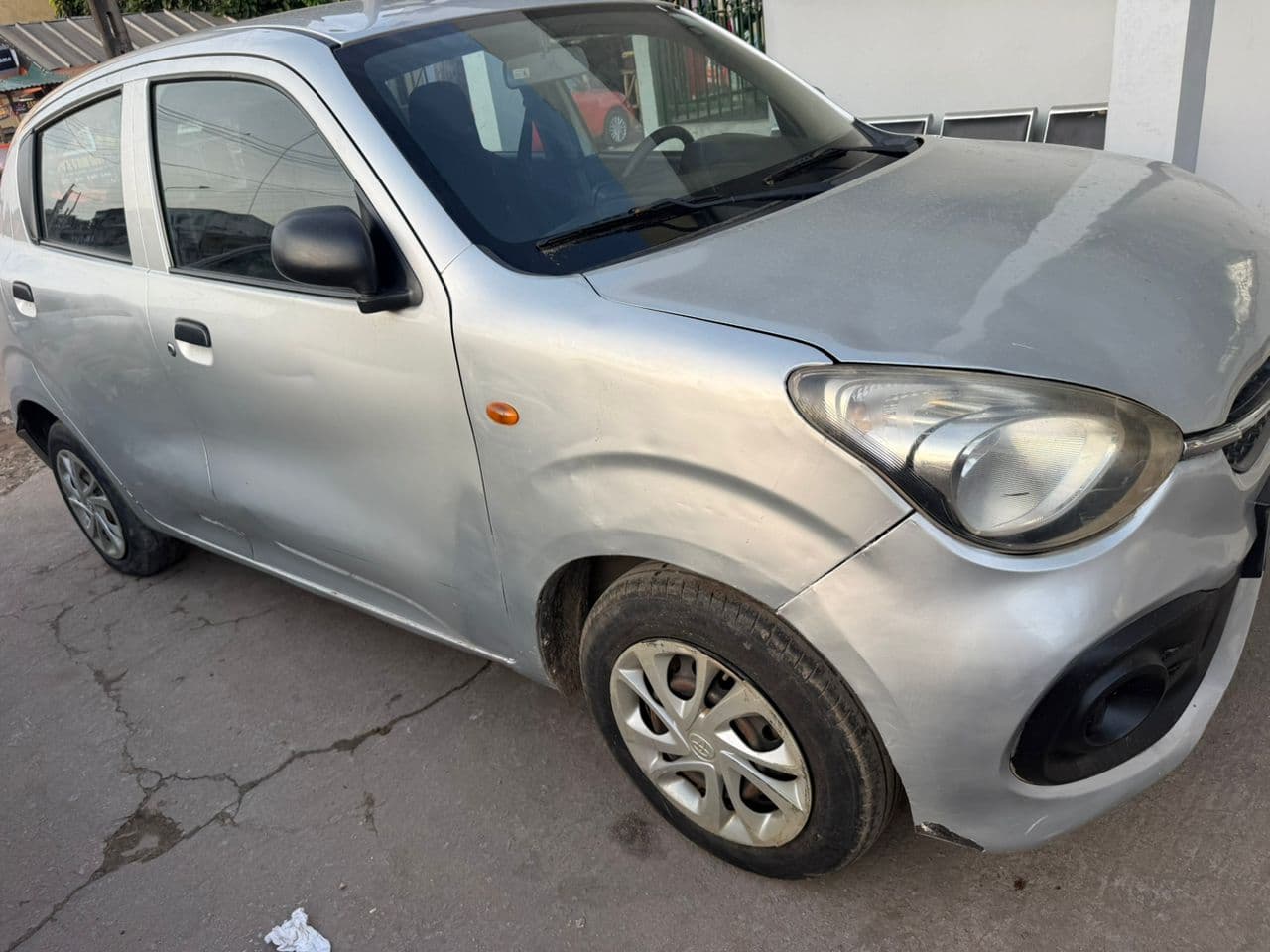 Toyota Vitz 2024 — photo 1